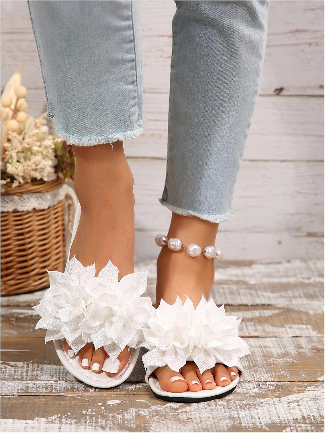 GORGLITTER Women's Flower Sandals 3D Floral Open Toe Cute Flat Slippers Dressy Summer Beach Slides 2025