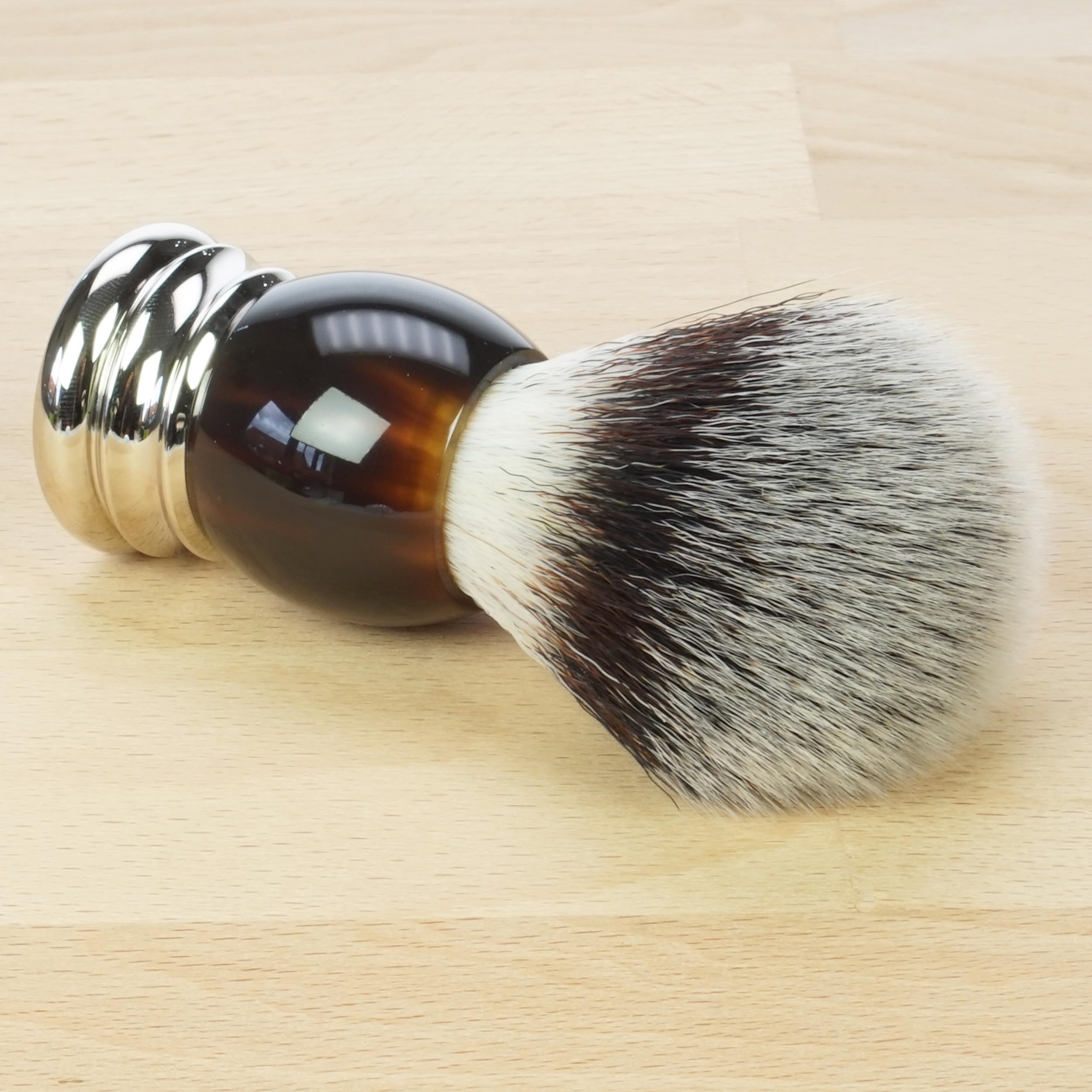Fantasia - Pennello da barba in setole sintetiche vegane, con elegante base in metallo, pennello da barba vegano, pennello da barba sintetico