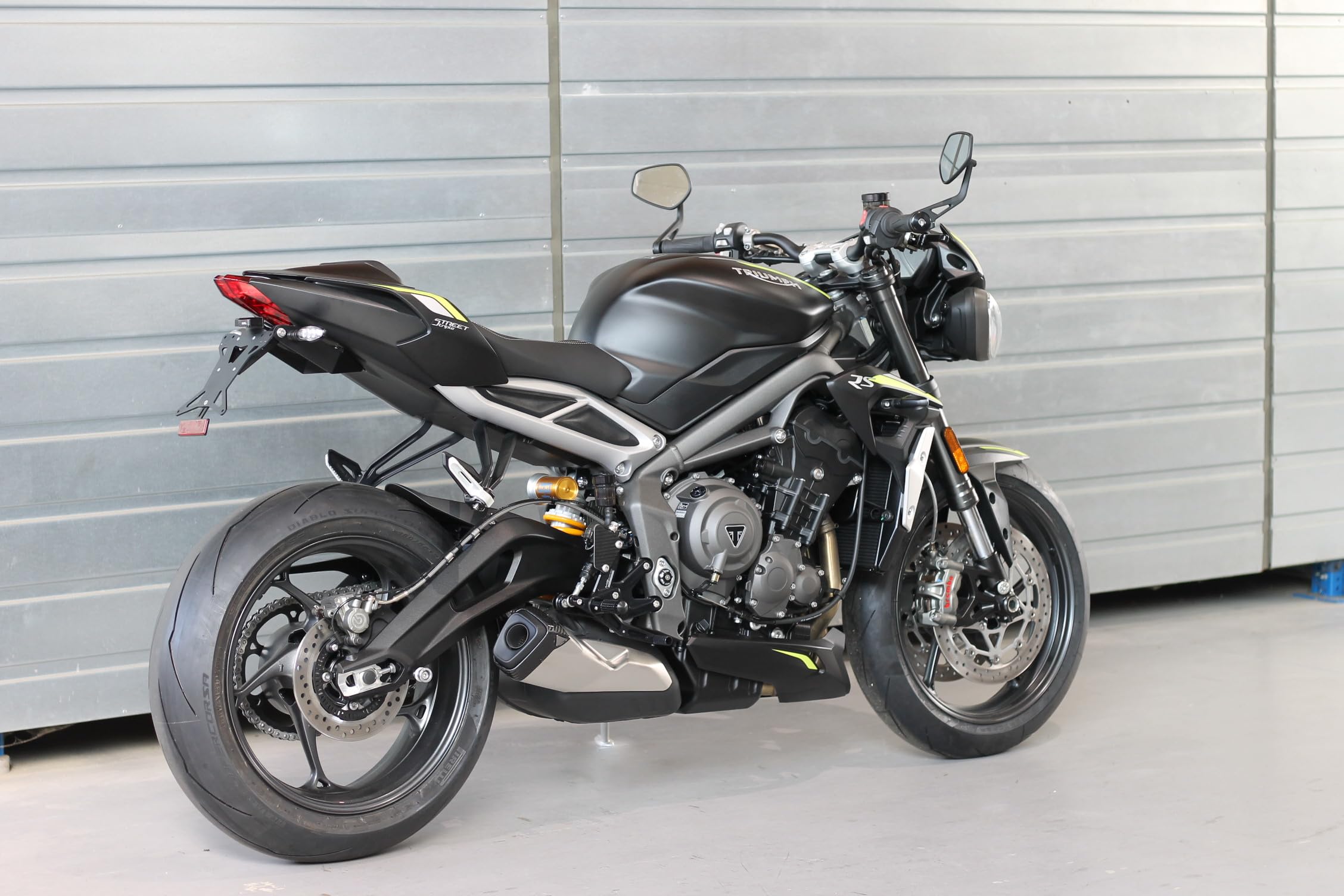 Kurzes Heck - Kennzeichenträger - Kennzeichenhalter geeignet für Triumph Street Triple 765 R S RS Moto2 ab ab 2020 (172x167mm)