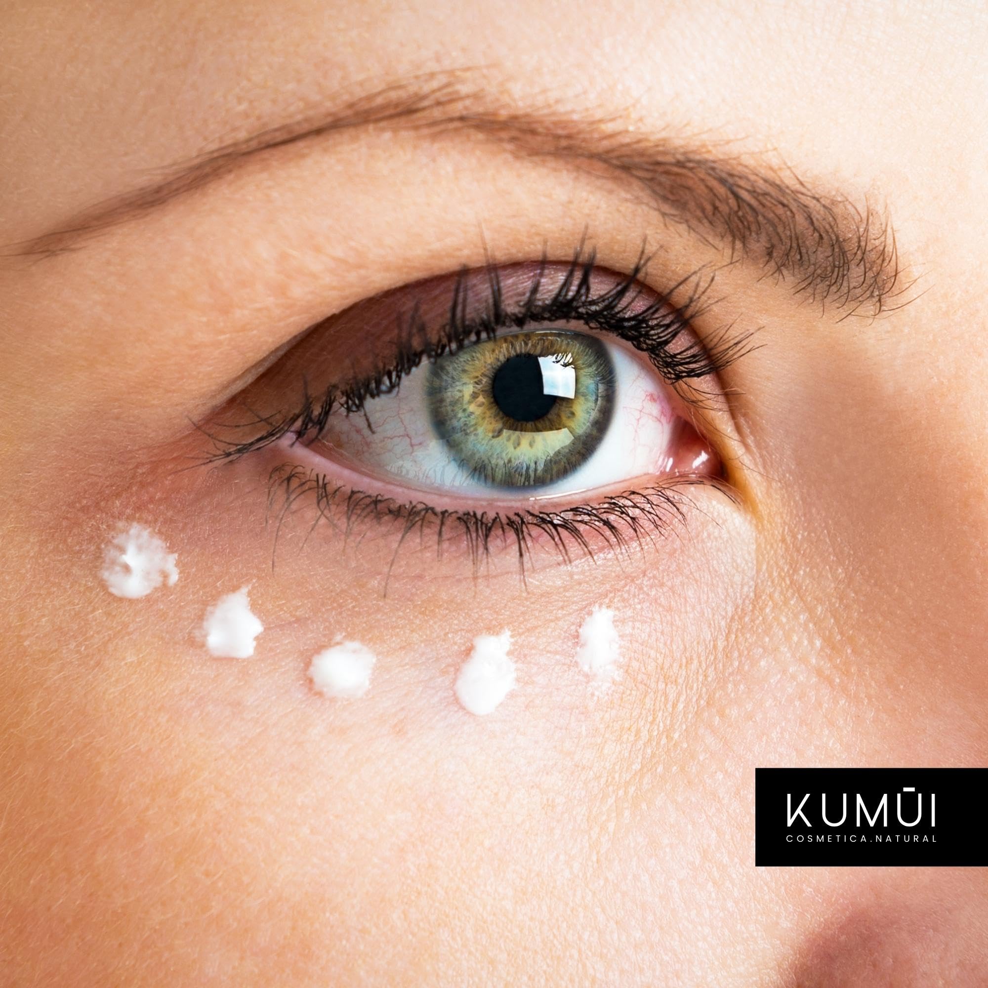 ANTI - FALTEN - PACKUNG HYALURONSÄURE und NIACINAMIDE – natürliche, vegane, glutenfreie und positive Kosmetik