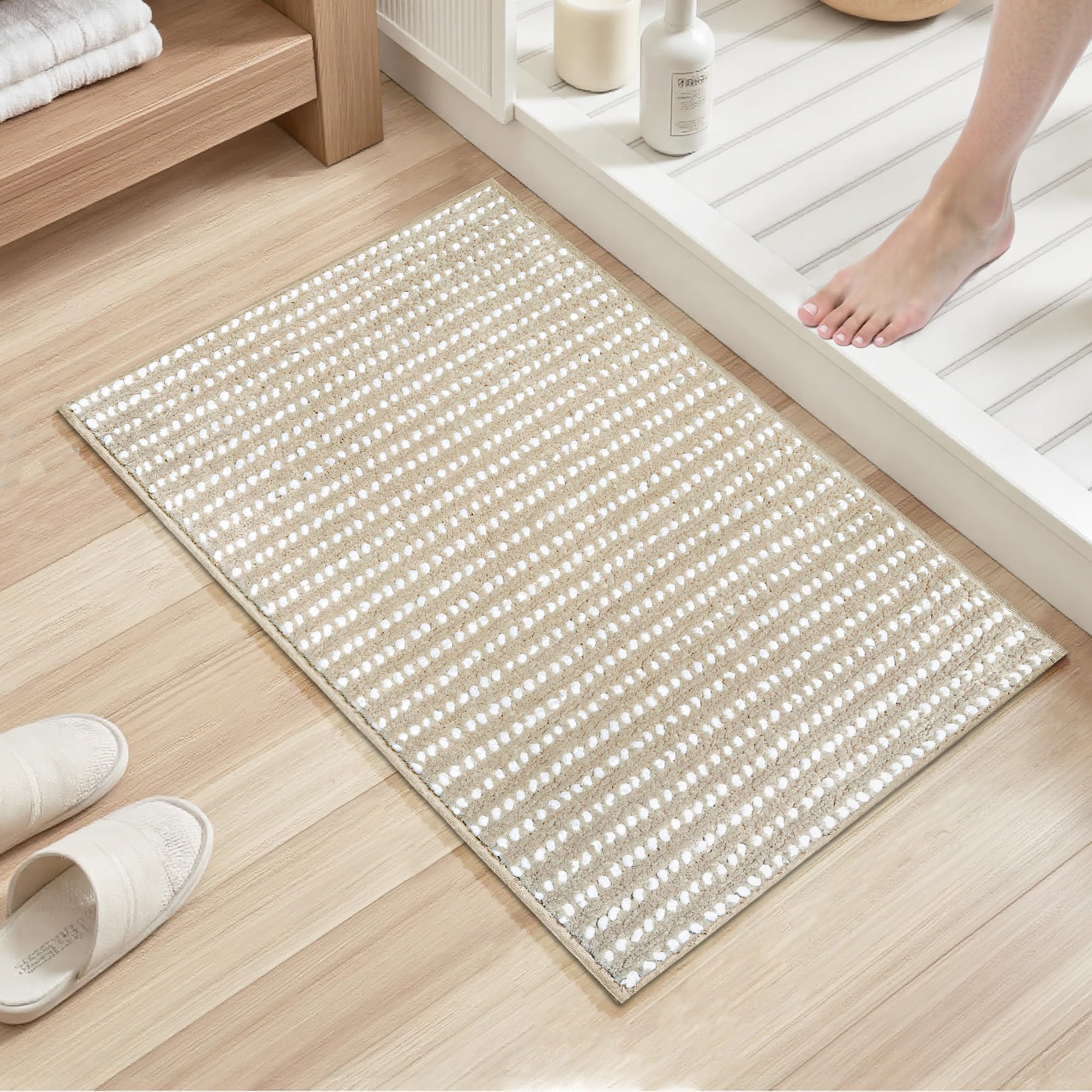 Tyrot Ultra Absorbent Bathroom Rugs,20x32 Soft and Plush Polka Dot Bath Mats for Bathroom Non-Slip TPR Backing Bath Mat Machine Washable Khaki Bath