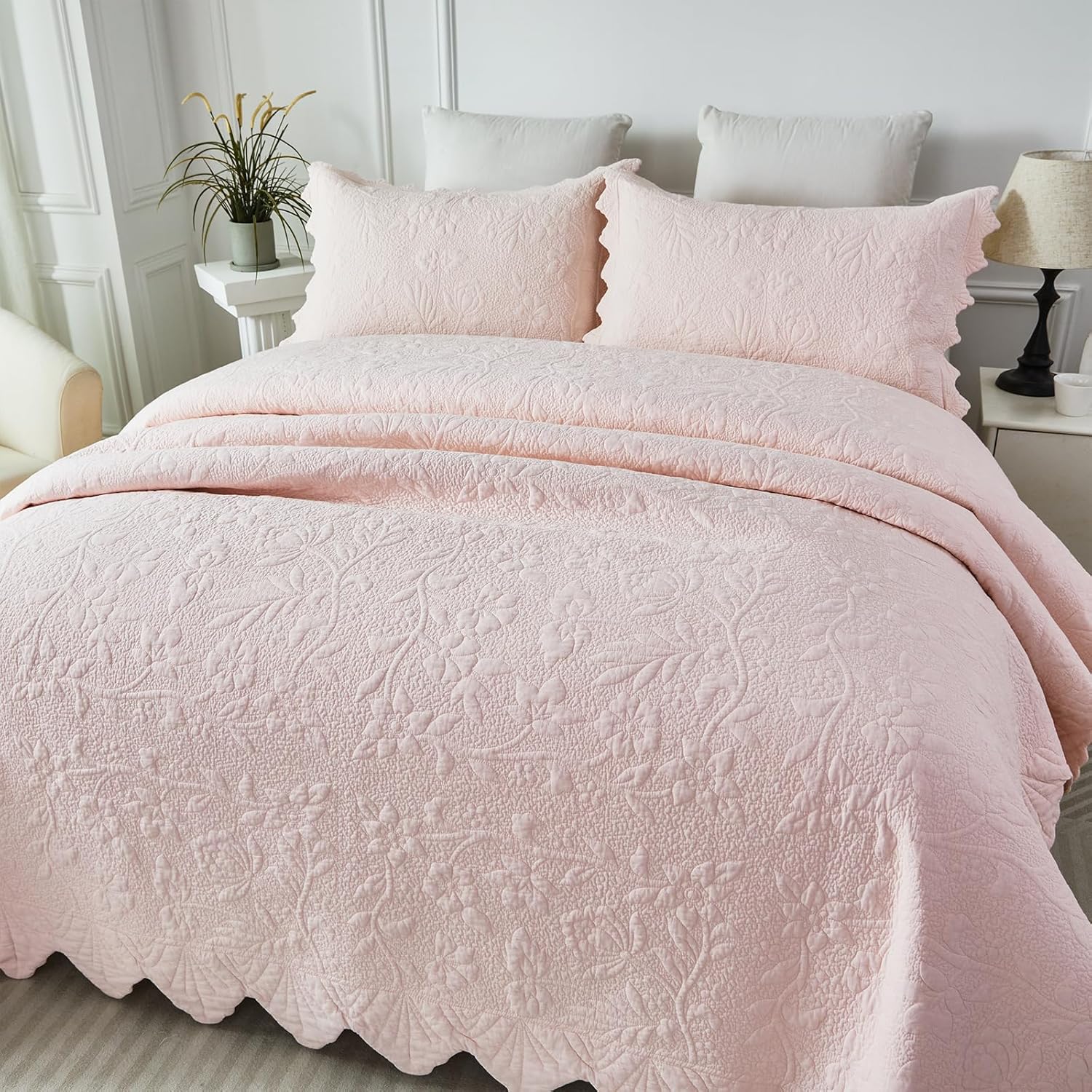 Brandream Queen Size Quilt Set Cotton Light Pink Quilts Cottagecore Bedding Set Matelasse Coverlet Set Scalloped Edge Quilts 3-Piece - Image 3