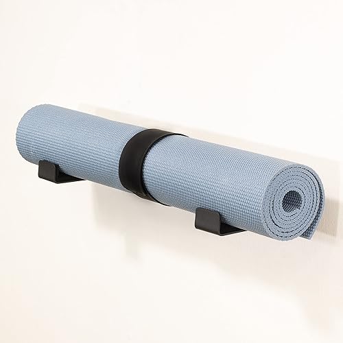 StoreYourBoard Estante de almacenamiento para esterilla de yoga Soporte de pared para rodillos de espuma, bandas de resistencia, accesorios de