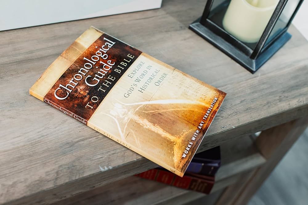 洋書 CHRONOLOGICAL BIBLE 洋書 CHRONOLOGICAL BIBLE ESV Chronological Bible (Hardcover