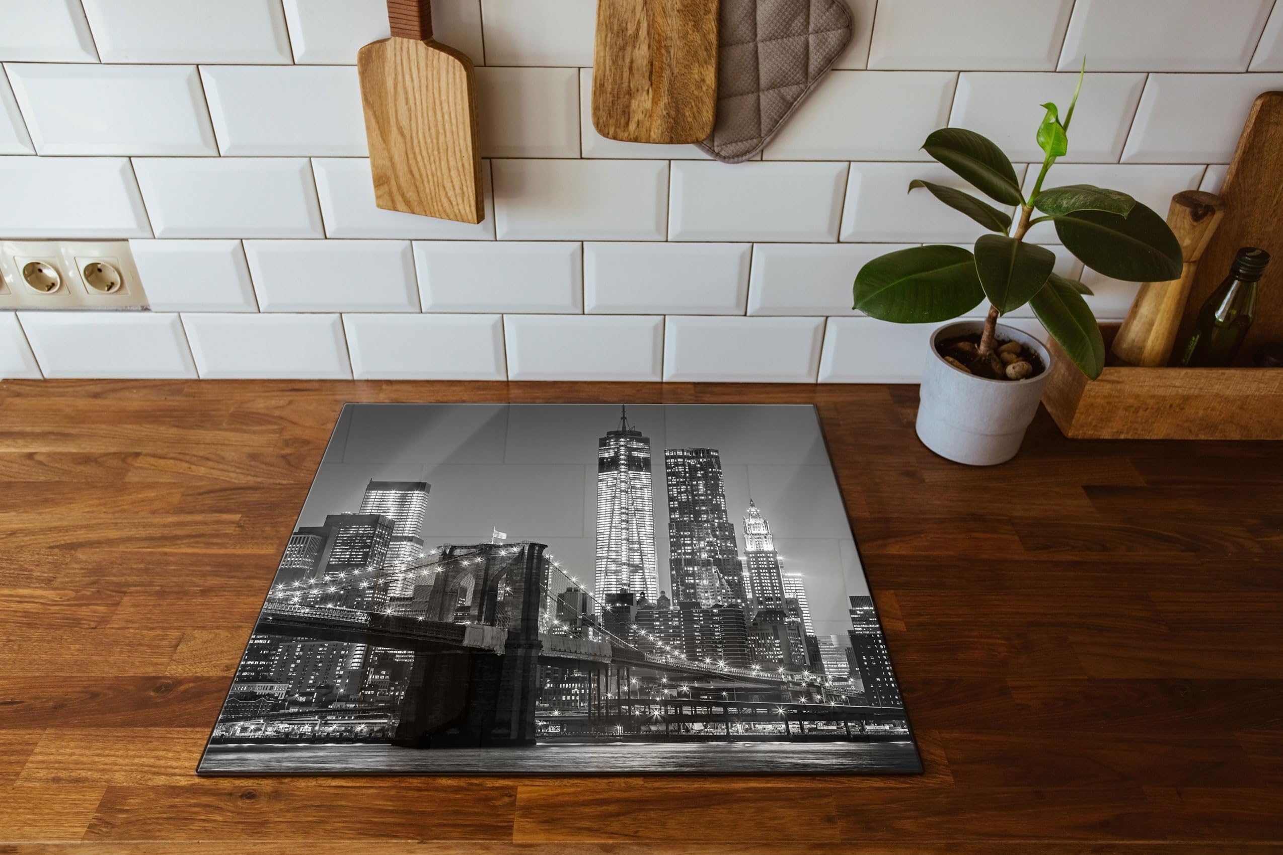 New York City Skyline bei Nacht Herdabdeckplatte & Spritzschutz aus Echtglas | Für Herd-Kochfelder | 60x52 cm