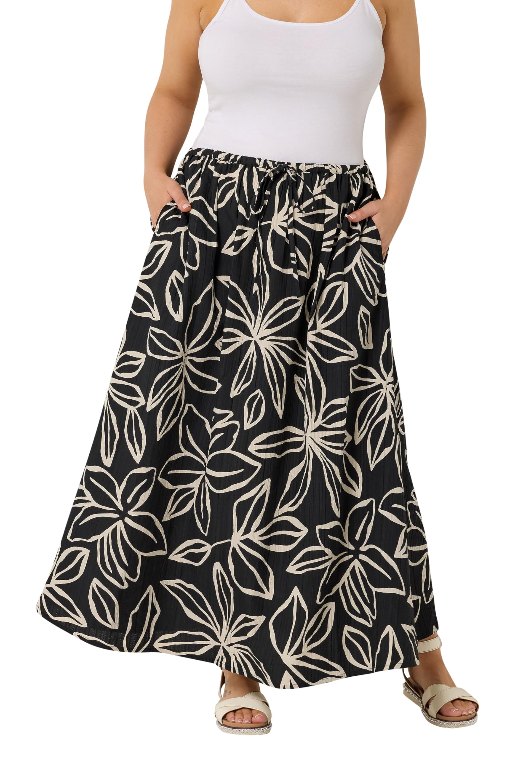 Yours Women's Black Curve Floral Textured Maxi Skirt - Plus Size Curve