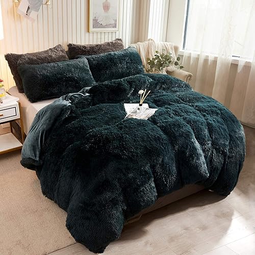 XeGe Plush Shaggy Duvet Cover Luxury Ultra Soft Crystal Velvet Bedding 1PC(1 Faux Fur Duvet Cover),Zipper Closure (Twin, Dark Green)