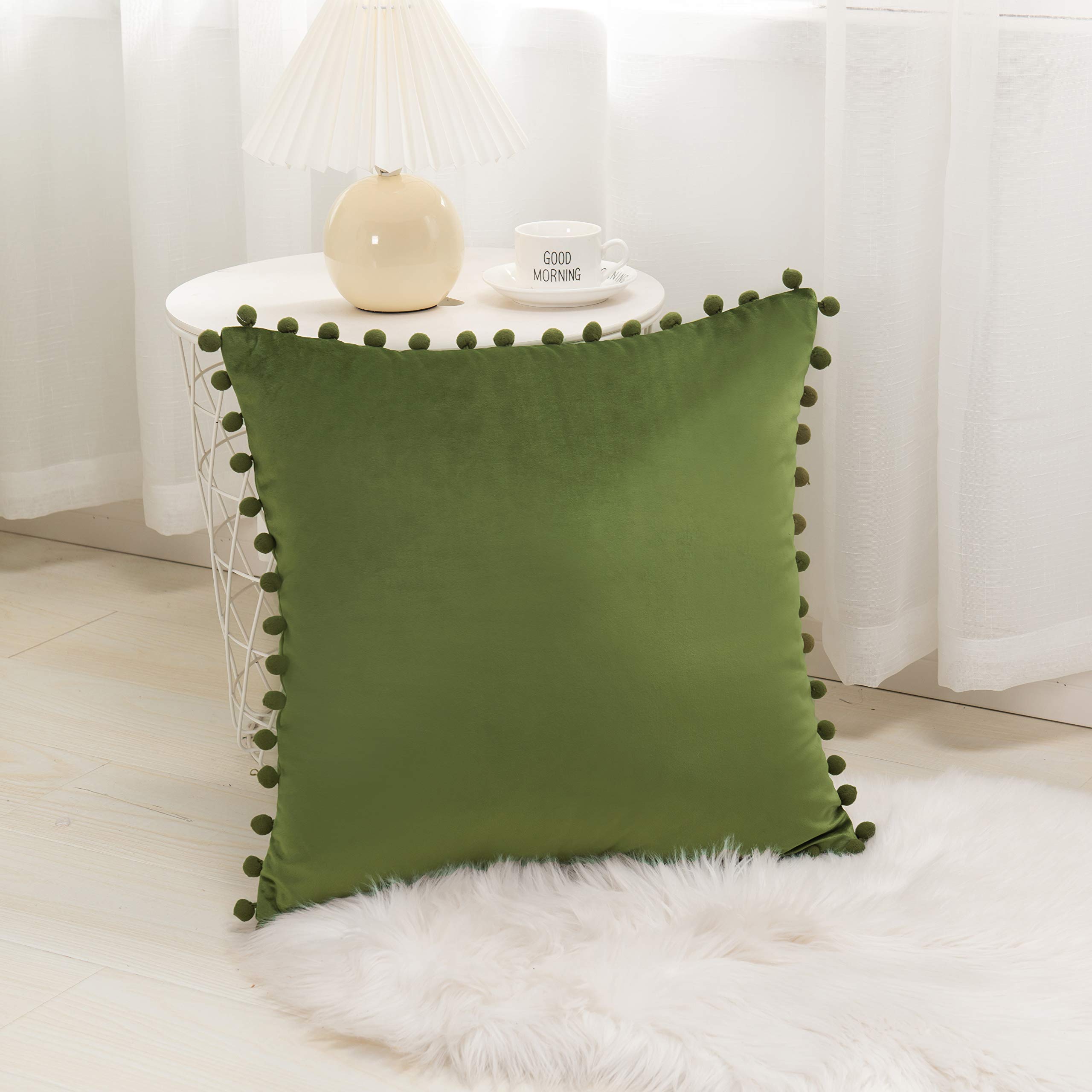 Elegant Comfort POMS - Set di 2 federe per cuscini quadrate in velluto morbido a tinta unita, decorative, per divano, letto, soggiorno, 45 x 45 cm, verde salvia