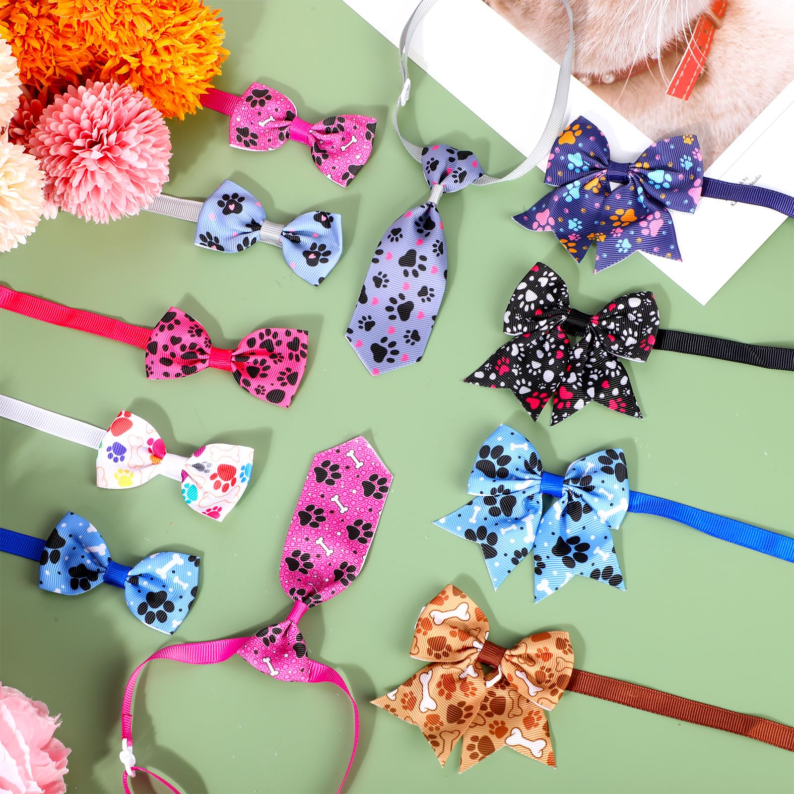 Reginary Lot de 100 Colliers avec nœud Papillon pour Chien Comprenant 40 Cravates pour Chien, 30 nœuds Papillon pour Chiot, 30 Fleurs de Collier, nœuds réglables pour Chiens de Petite et Moyenne