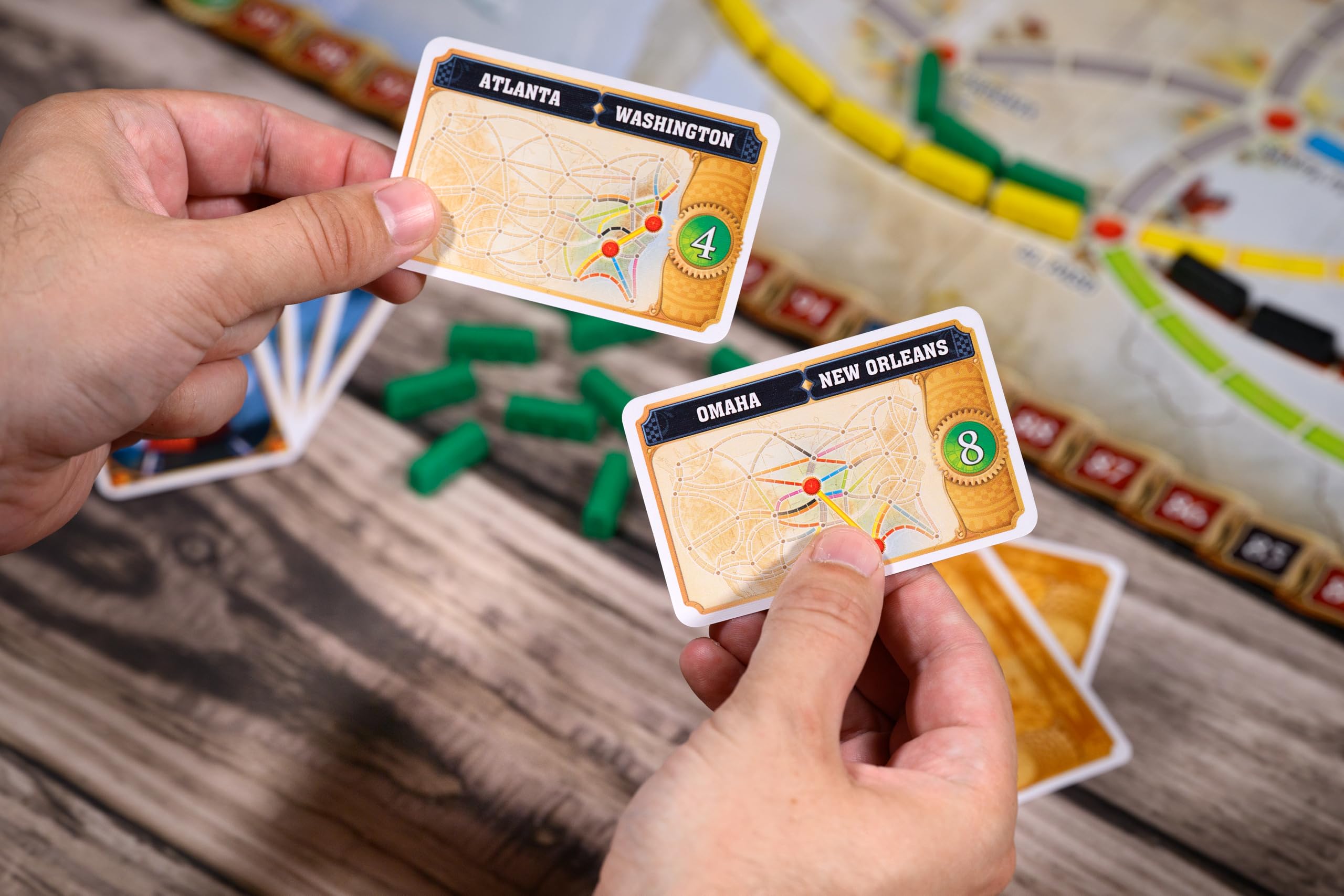 Asmodee - The Rail AVENTURIERS: Stany Zjednoczone - Gra podstawowa - Gra planszowa i strategiczna dla dzieci od 8 lat - As złota - 2-5 graczy - w języku francuskim - Days of Wonder