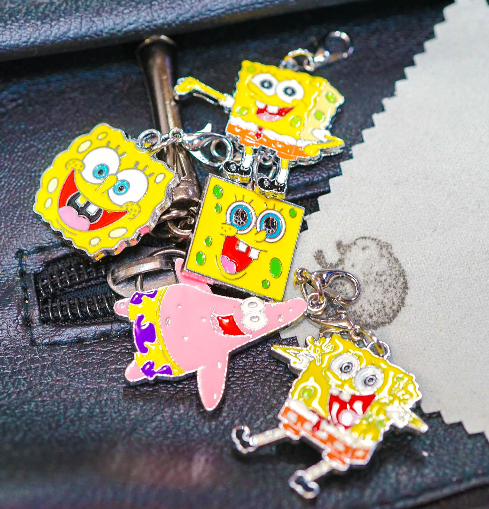 Amazon.co.jp: キーホルダー スポンジ・ボブ ストラップ アクセ