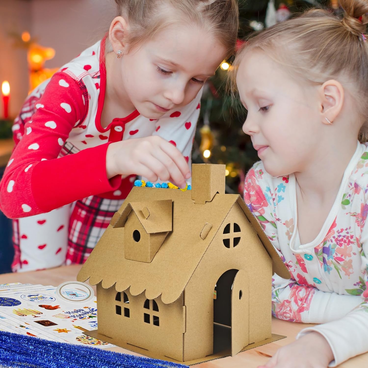 Cinrobiye 6 Set DIY Hanukkah Gingerbread Houses Craft Kits Paint Chanukah Cardboard Houses Box Make You Own 3D Hanukkah House for Home Classroom Winter Holiday Fun Party Game Decorating Art Project