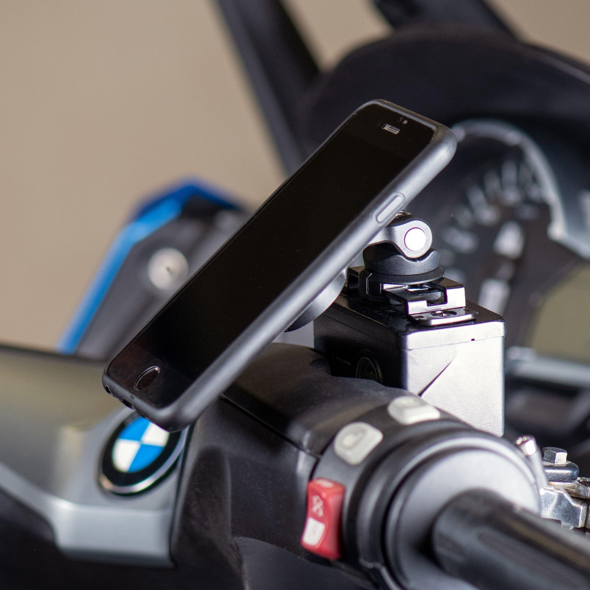 SP CONNECT Brake Mount | SPC+ | Supporto Smartphone per Serbatoio Liquido Freni