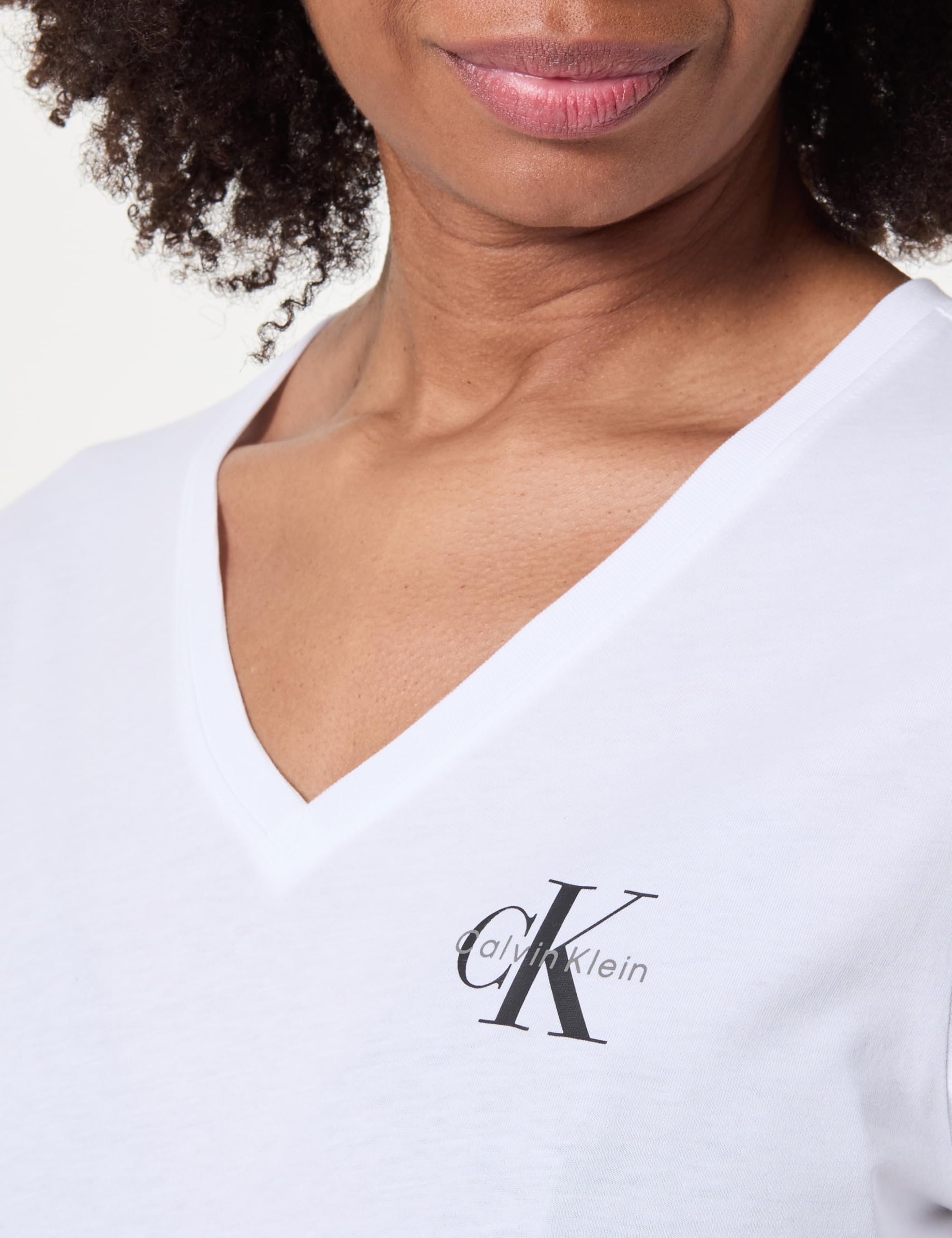 Calvin Klein Damen 2er Pack T-Shirts Kurzarm Logo Tee mit V-Ausschnitt