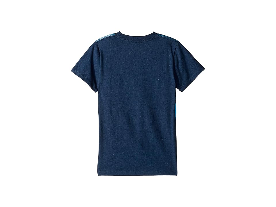

Molo Raymont T-Shirt (Little Kids/Big Kids) (Shark Smile) Boy's Clothing, Pink