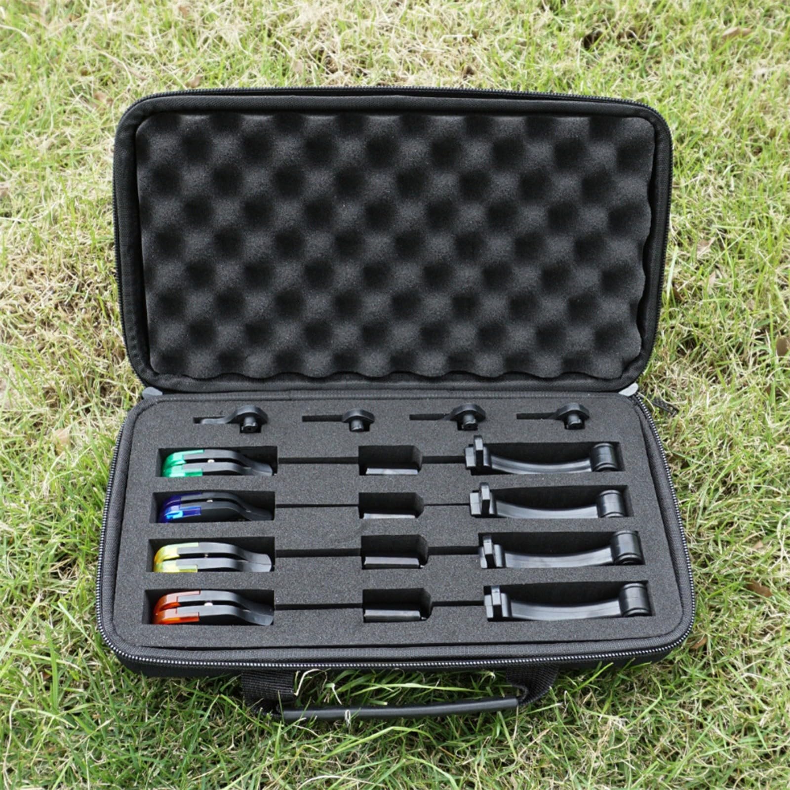 Lot de 4 détecteurs de touche pour pêche à la carpe avec indicateurs lumineux LED, tête en plastique en acier inoxydable, siège de base amovible pour la pêche de nuit