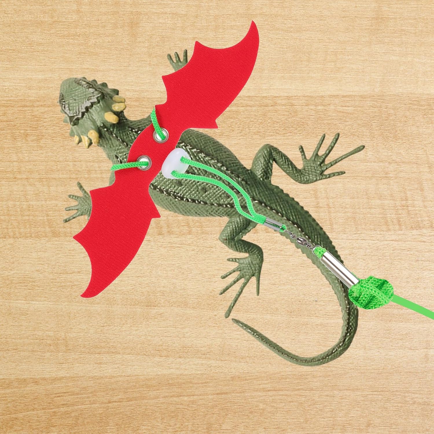 WOONEKY Gecko Christmas Leash and Harness Set Wing Traction Rope for Reptiles Bearded Dragon Outdoor Walking Pet Supplies