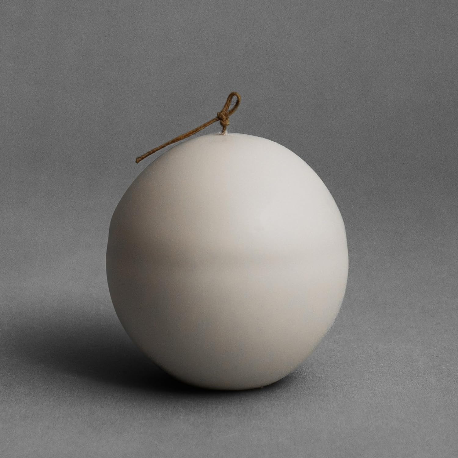 LAWA Imperfect Sphere Candle - Beautiful Handmade Pillar Scented Soy Wax Elegant Aesthetic Candle Housewarming Gift Home Room Shelf Decor Idea (Light Beige, Large)