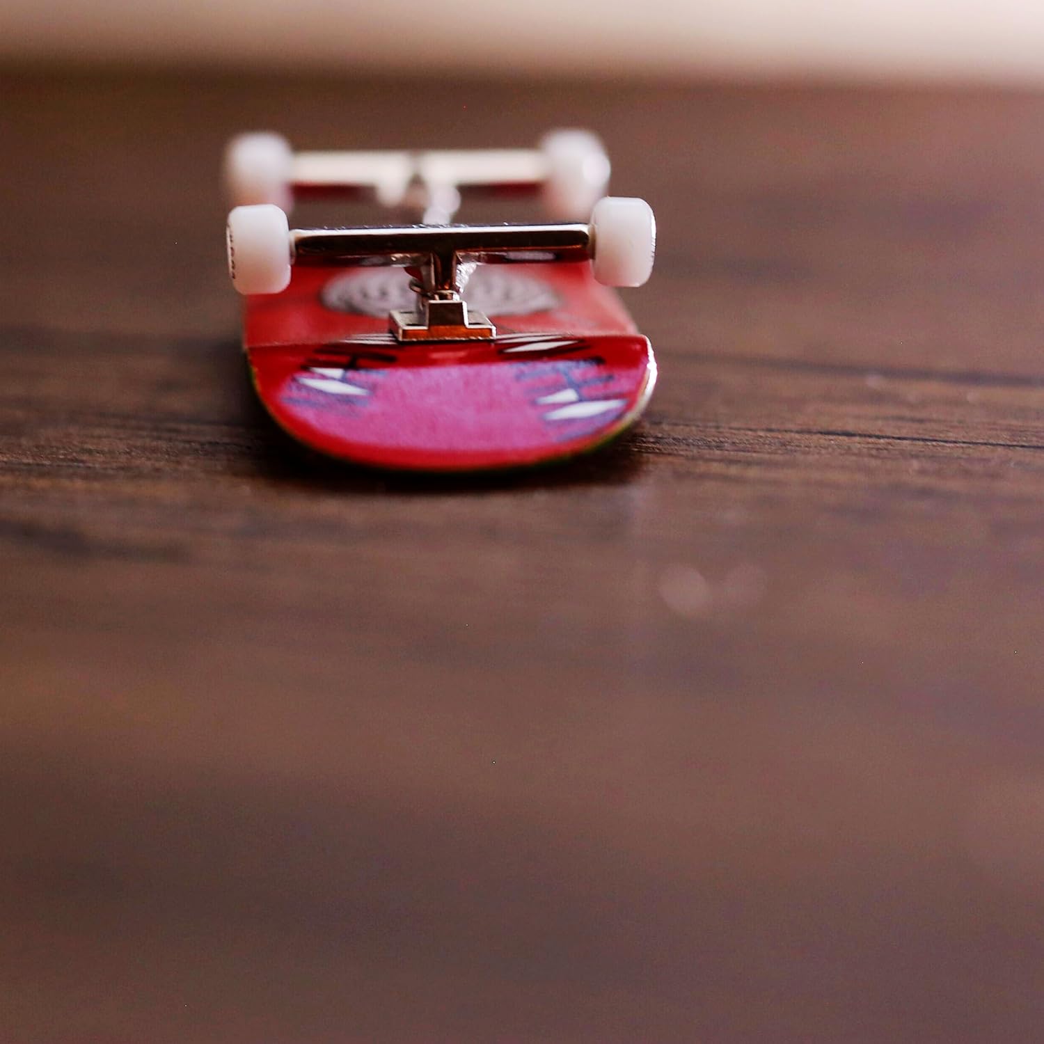 NW14.0 Fingerboard Complete (Short Nose Short Tail Deck 98x35.5mm 5-Layer Color Maple Pro concave Design Mini Skateboard Deck) +Pro 36mm Hex Silvery Truck + White Wheel (Target)