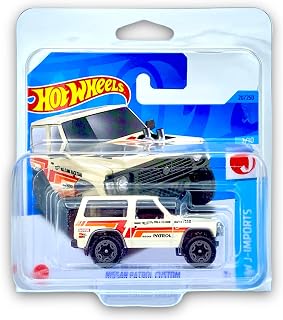 Hot Wheels Nissan Patrol Custom (White) 1/10 HW J-Imports 2023 - 20/250 (Short Card) - COMES IN A KLAS CAR KEEPER PROTECTIVE COLLECTORS CASE - HKG23
