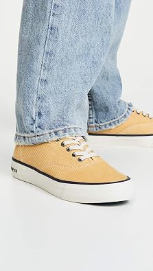 SEAVEES Womens Legend Sneaker Cordies