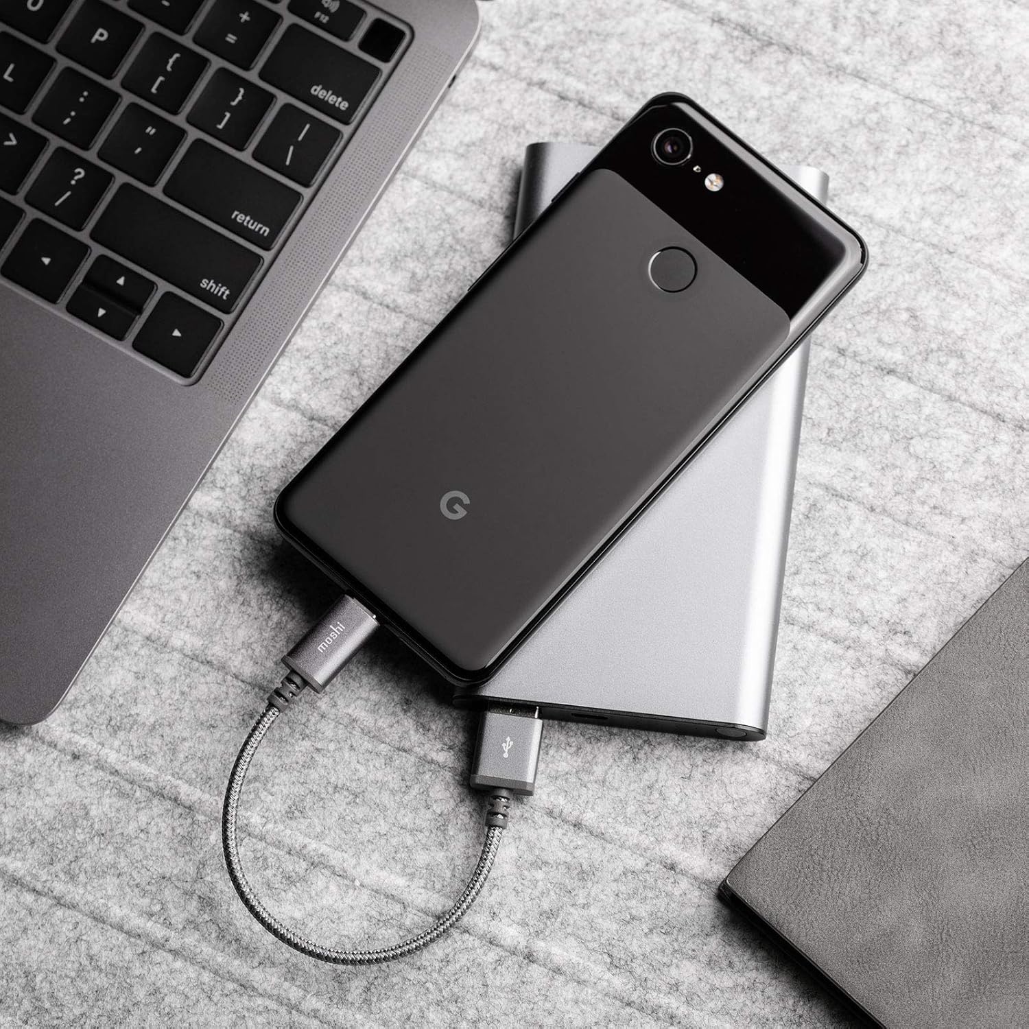 Moshi Integra™ USB-C to USB-A Charge Cable 0.8 ft (0.25 m), 3A Fast-Charging, 10,000 Bend Cycles Durability