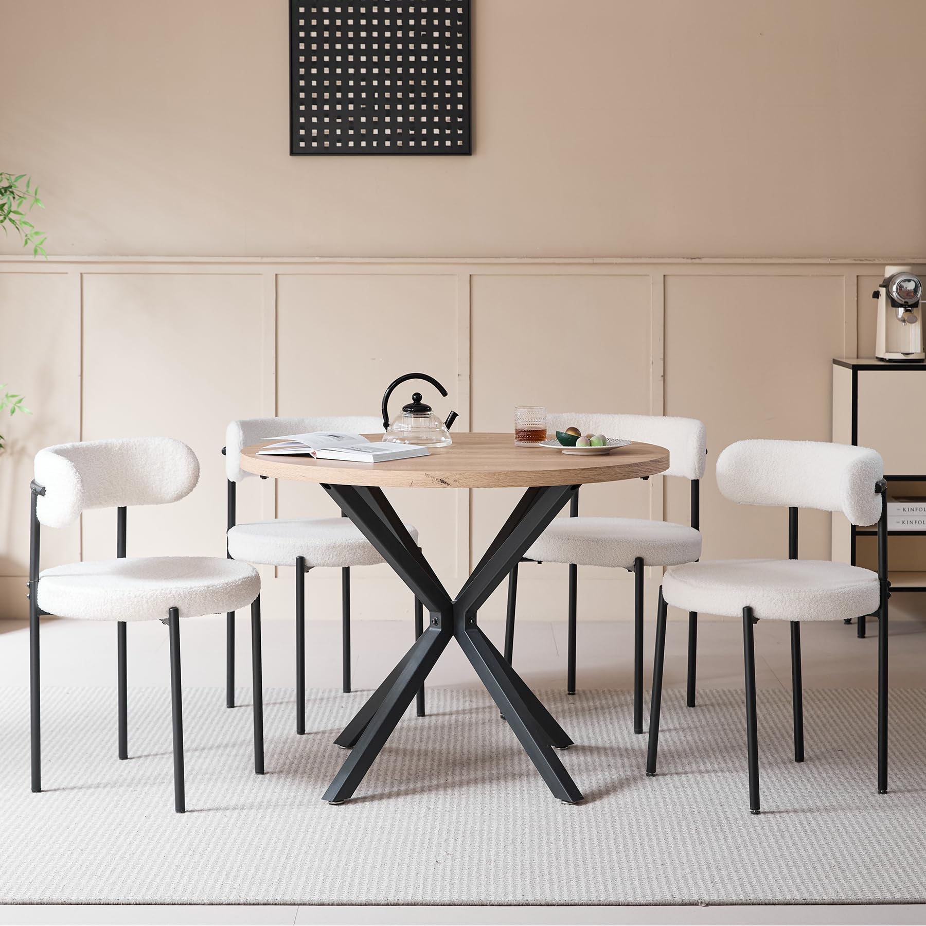 GrandCA HOME Juego de 4 Sillas de Comedor, Tapizadas en Terciopelo, Ideales para Salas de Estar, Comedores y Dormitorios, Blanco