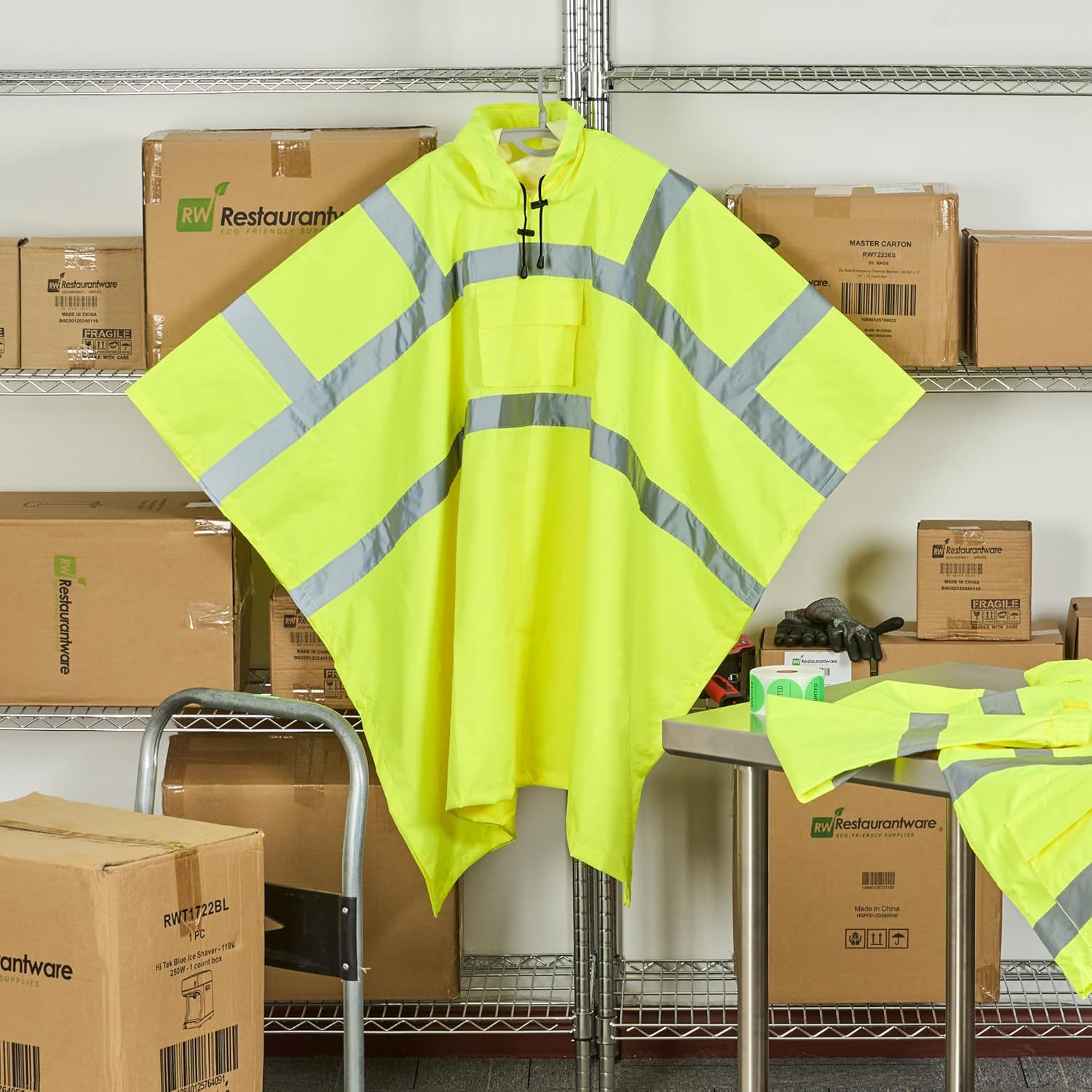 Restaurantware Hi-Vis Poncho - 20 Count - One Size - Plastic Reflective Rain Gear