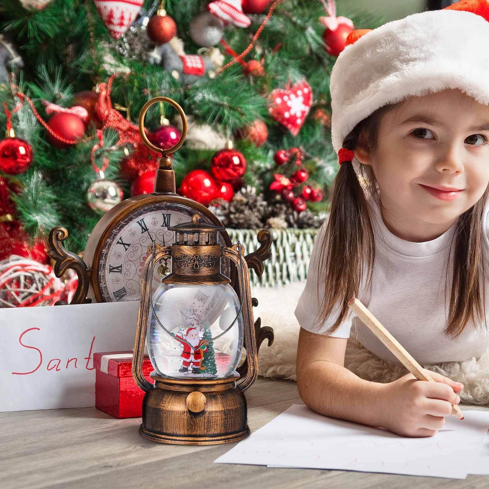 OSALADI Lanterna Natalizia Illuminata con Globo di Neve e Musica, Design Elegante in Vetro e Plastico, Decorazione per Tavolo Feste di Natale, Alimentata a USB o Batteria