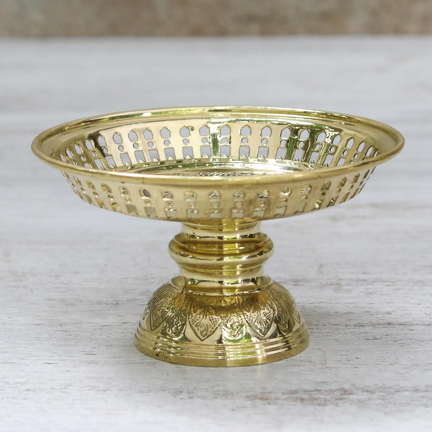 NOVICA Artisan Handmade Brass Catchall Architectural Ornate Elephant from Thailand Metallic Decor Accessories Catchalls Trays Animal Themed [2.7in H x 4.7in Diam.] ' Princely Elephant'