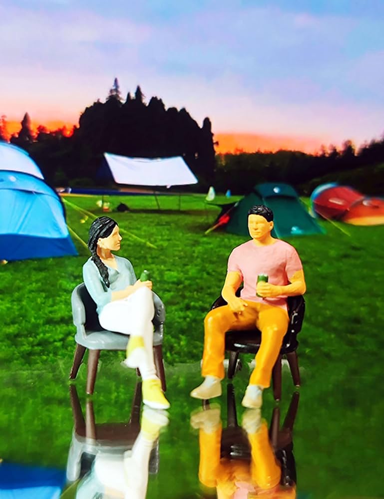 Amazon | RM 1/64ドリンク男女樹脂人形シーンコーディネート