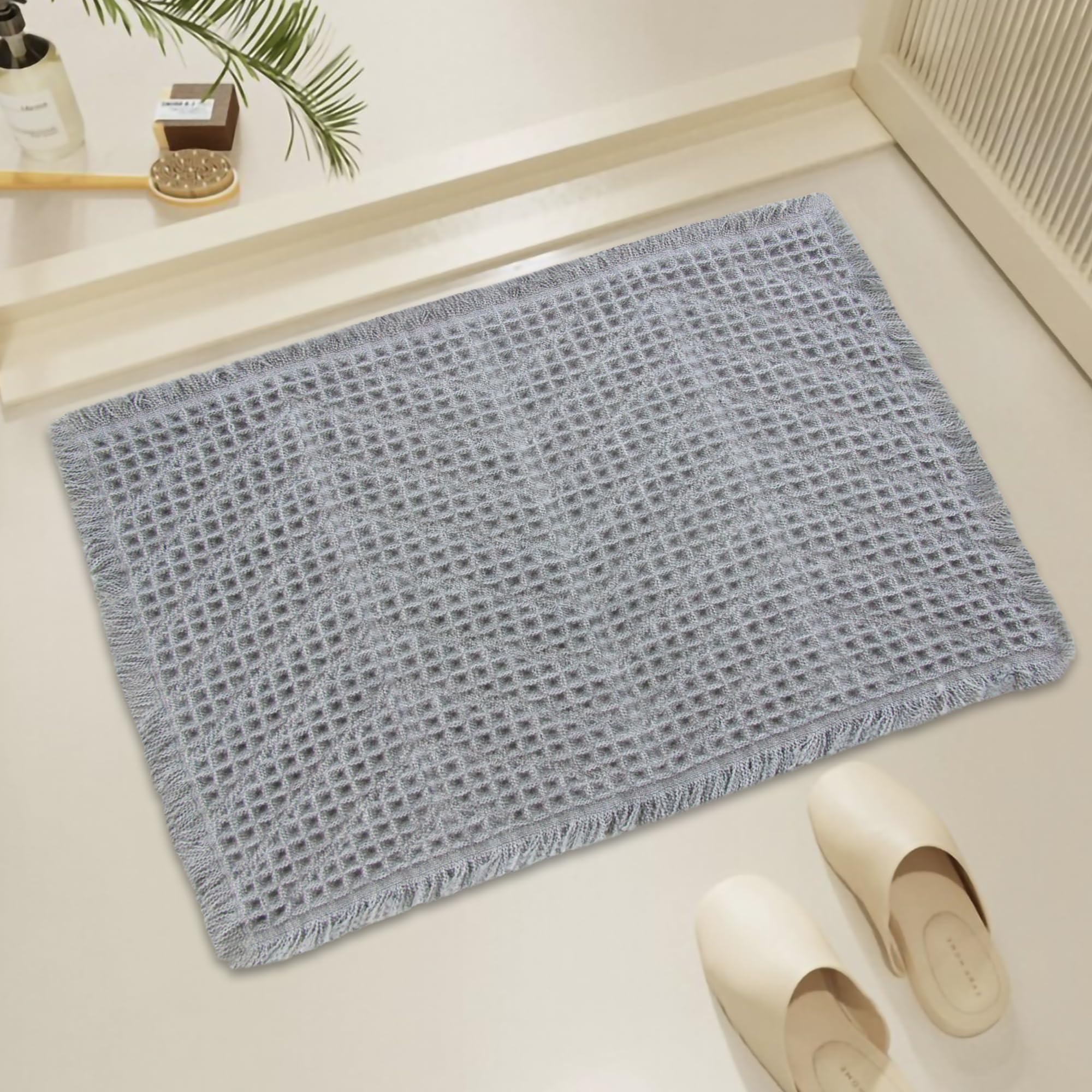 EP Jeans Boho Bathroom Rug, Super Absorbent Non-Slip Mat, Machine Washable, Ultra Soft Bath Towel, 18" x 25", Light Grey