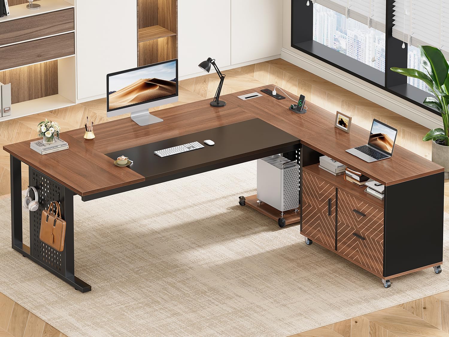 Mayitaです。デスク SEDETA Triangle Corner Computer Gaming Desk with Hutch & LED Lights