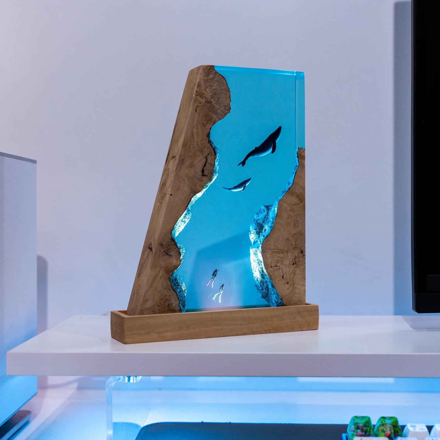 Underwater Resin Lamp Featuring Whale and Diver – Multi-Color LED Ocean Light – Unique Handmade Nautical Decor for Bedroom or Living Room – Great Gift for Marine Adventure Seekers Birthday Gift (L)
