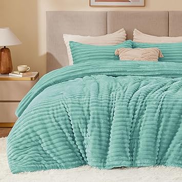 BEDELITE Fleece Twin Comforter Set -Super Soft & Warm Fluffy Haze Blue Bedding, Luxury Fuzzy Heavy Bed Set for Winter with 1 Pillow case