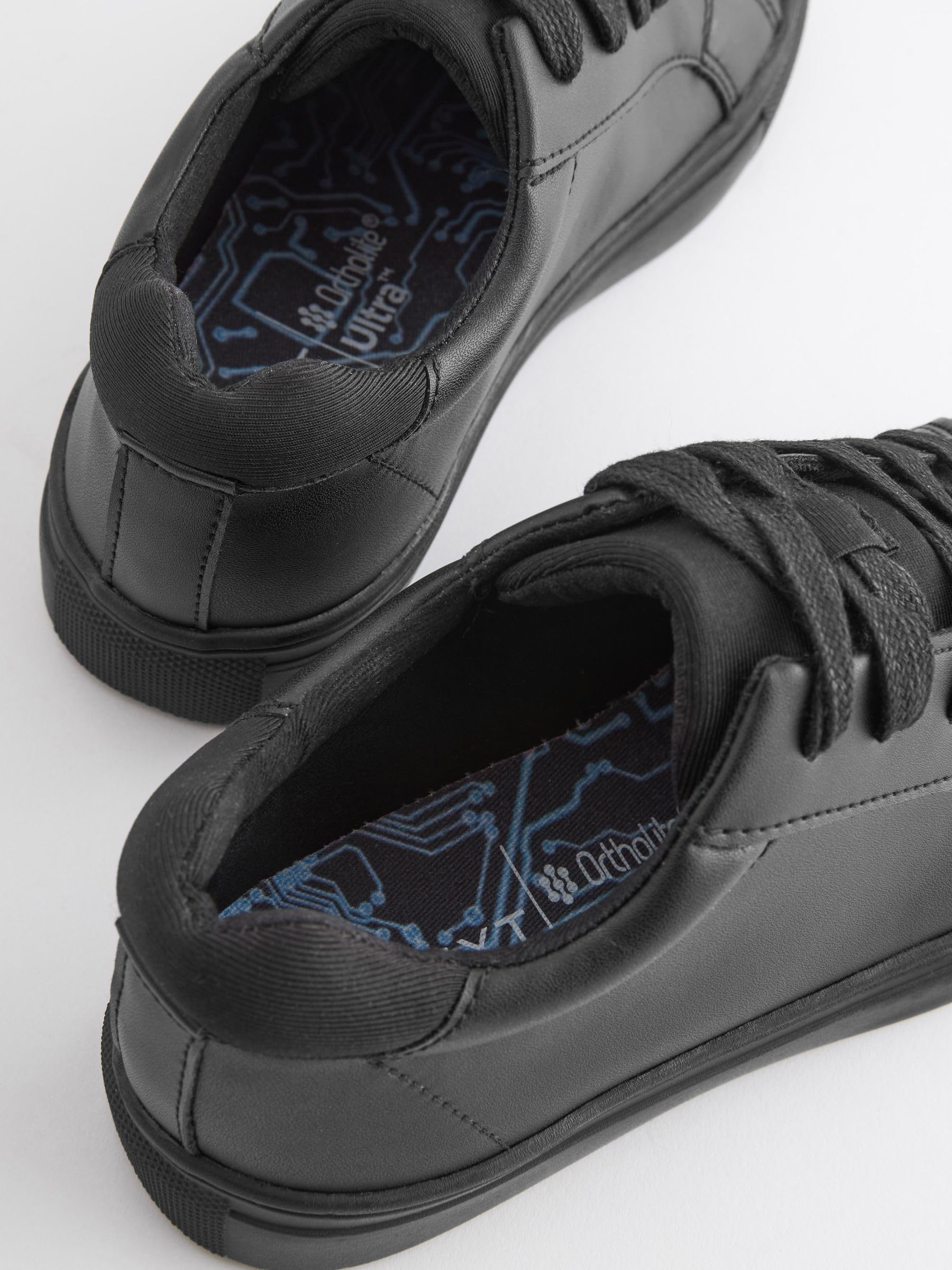 NEXT Niños Zapatos Escolares con Cordones