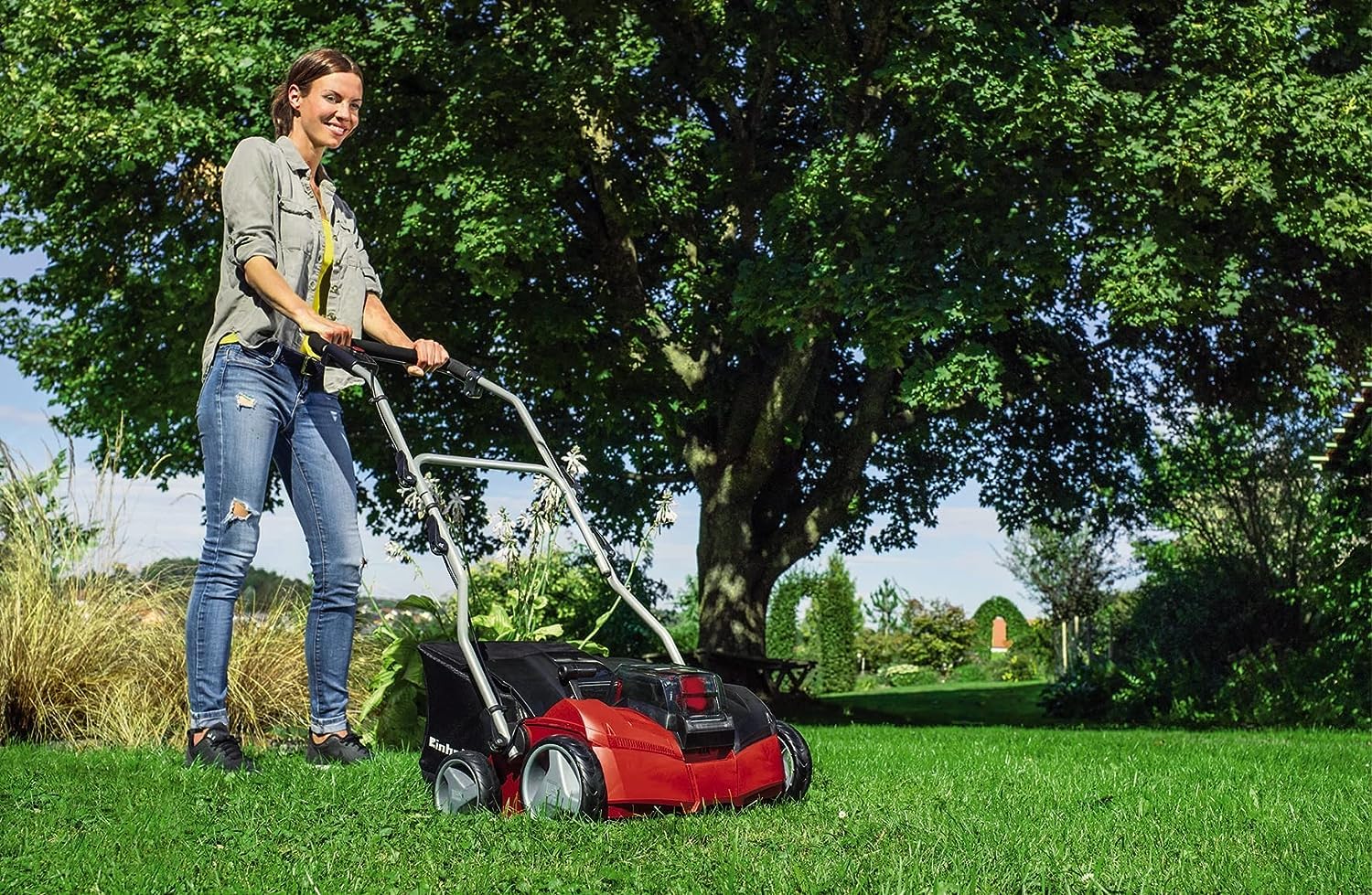 Einhell GE-SC 35/1 Li - Escarrificador Baterías sin Escobillas, 2x18 V (Ancho de Corte 35cm, hasta 400m² de jardín, sin batería) (Ref. 3420650)