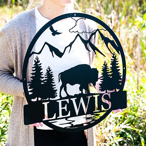 Miniatura 2 de Custom Outdoor Bison Circle Monogram Sign  Lone Bison Decor  Bison Camp Sign  Buffalo Decor  Bison Name Metal Sign  Gift for Him