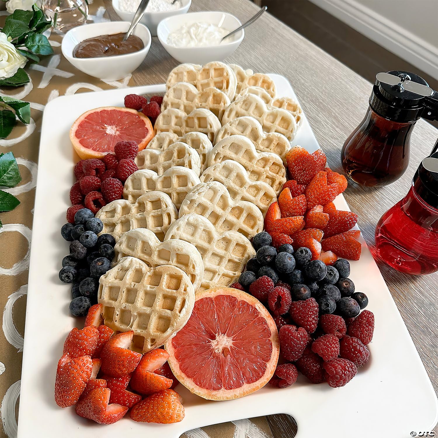 Fun Express Glass Syrup Dispensers with Handled Lid, 4.5