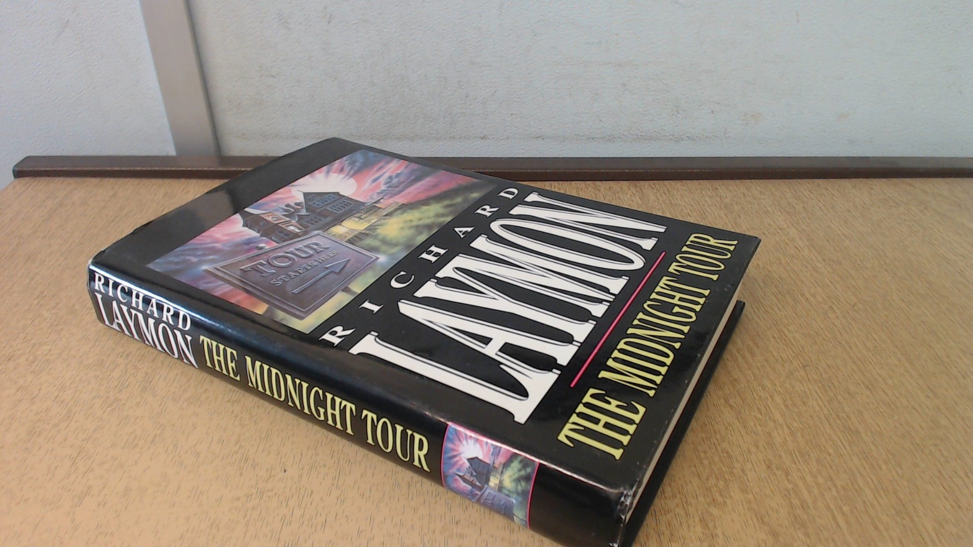 Buy The Midnight Tour: bk. 3 (The Beast House chronicles) — BookShops.in