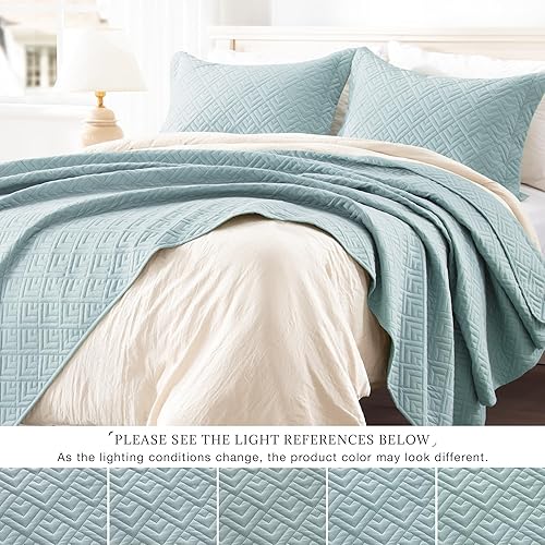 Miniatura 3 de EXQ Home Juego de Edredón Tamaño FullQueen Azul Coral de 3 Piezas, Cobertor Ligero y Suave de Estilo Moderno con Patrón de Cuadrados, Juego de