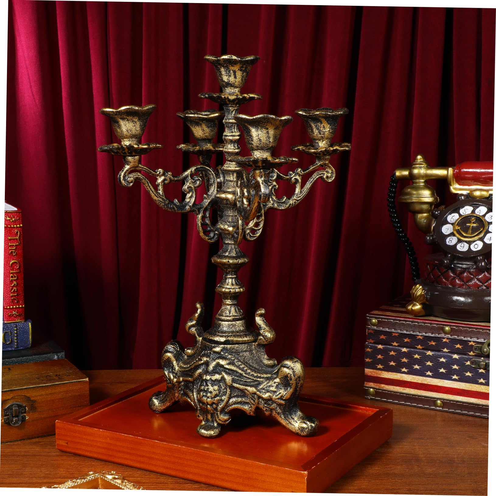 Candelabro de Hierro Fundido Dorado Estilo Retro para Mesa