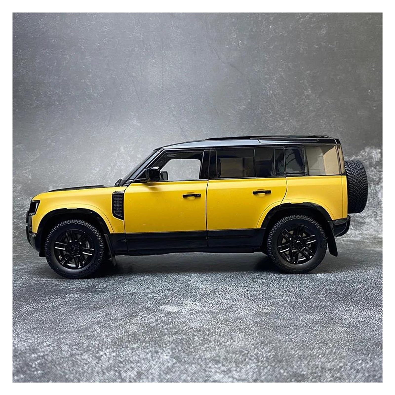 Scale Die-Cast Model Car For Defender 110 2022 Diecast Model Car