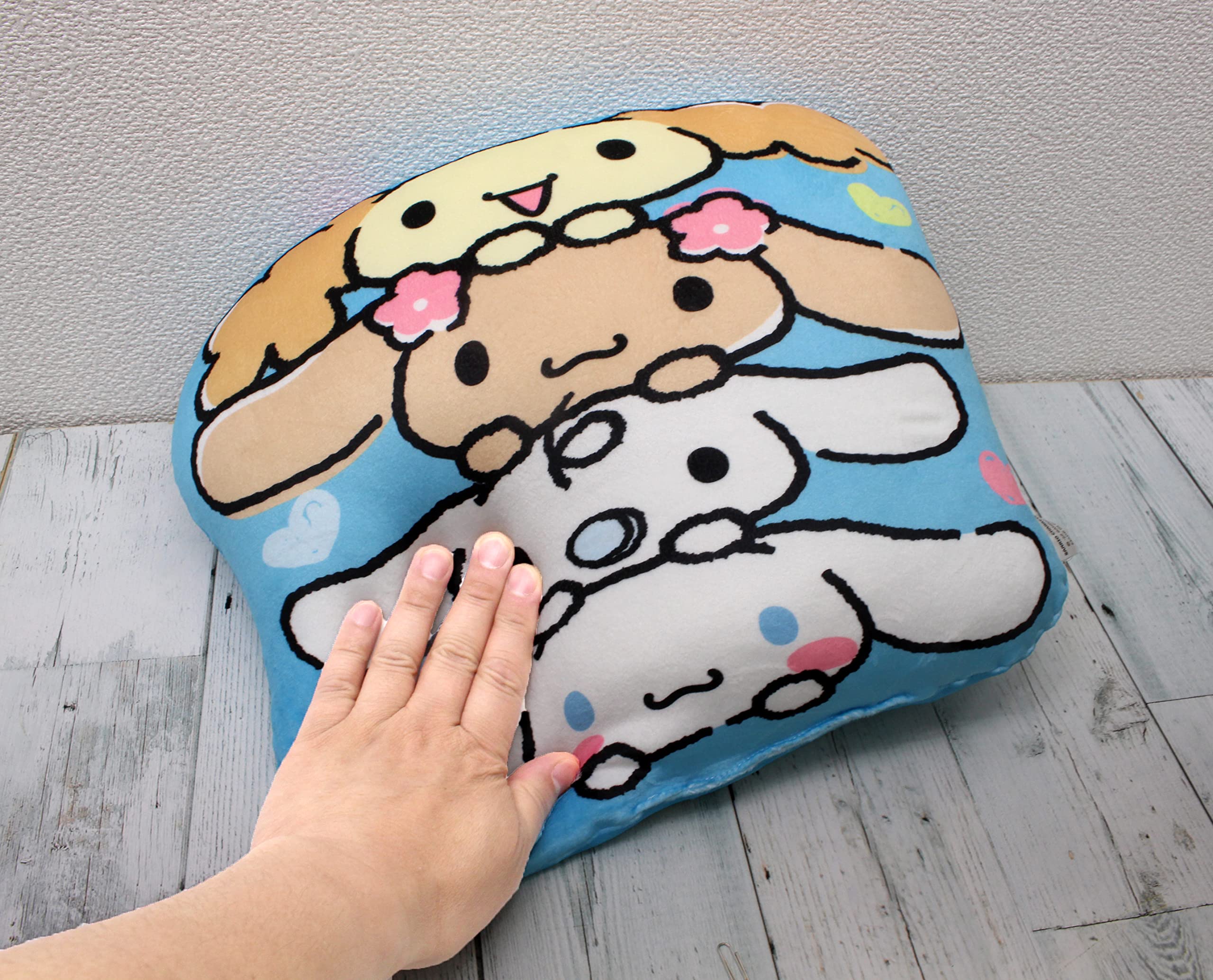 シナモロール50周年サンリオダイカットクッション特大 ぬいぐるみ