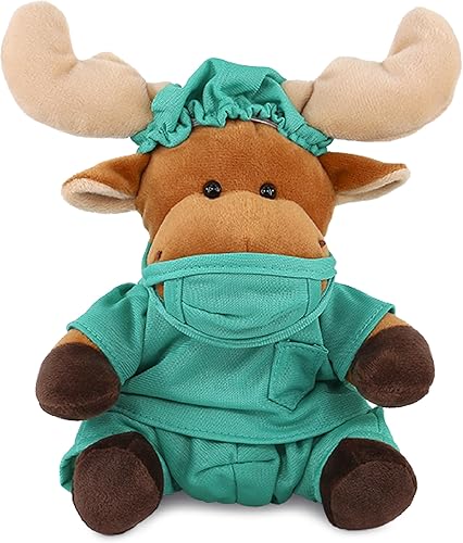 DolliBu Juguete de peluche de Moose Doctor, súper suave, disfraz de médico de alce con bonito uniforme médico y traje de gorra, regalo de peluche
