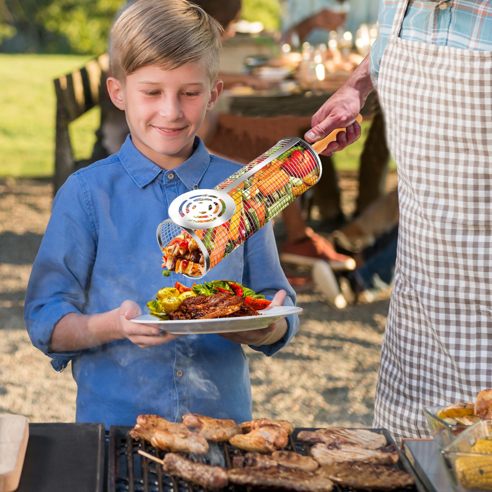 2 Stück Nestendes Rollendes Grillkorb Set mit Holzgriff (30 x 10cm), Grillnetzrohr für Den Außengrill für Gemüse, Edelstahl zylindrische für Outdoor Grill Grillzubehör-Werkzeuge Geschenke für Männer