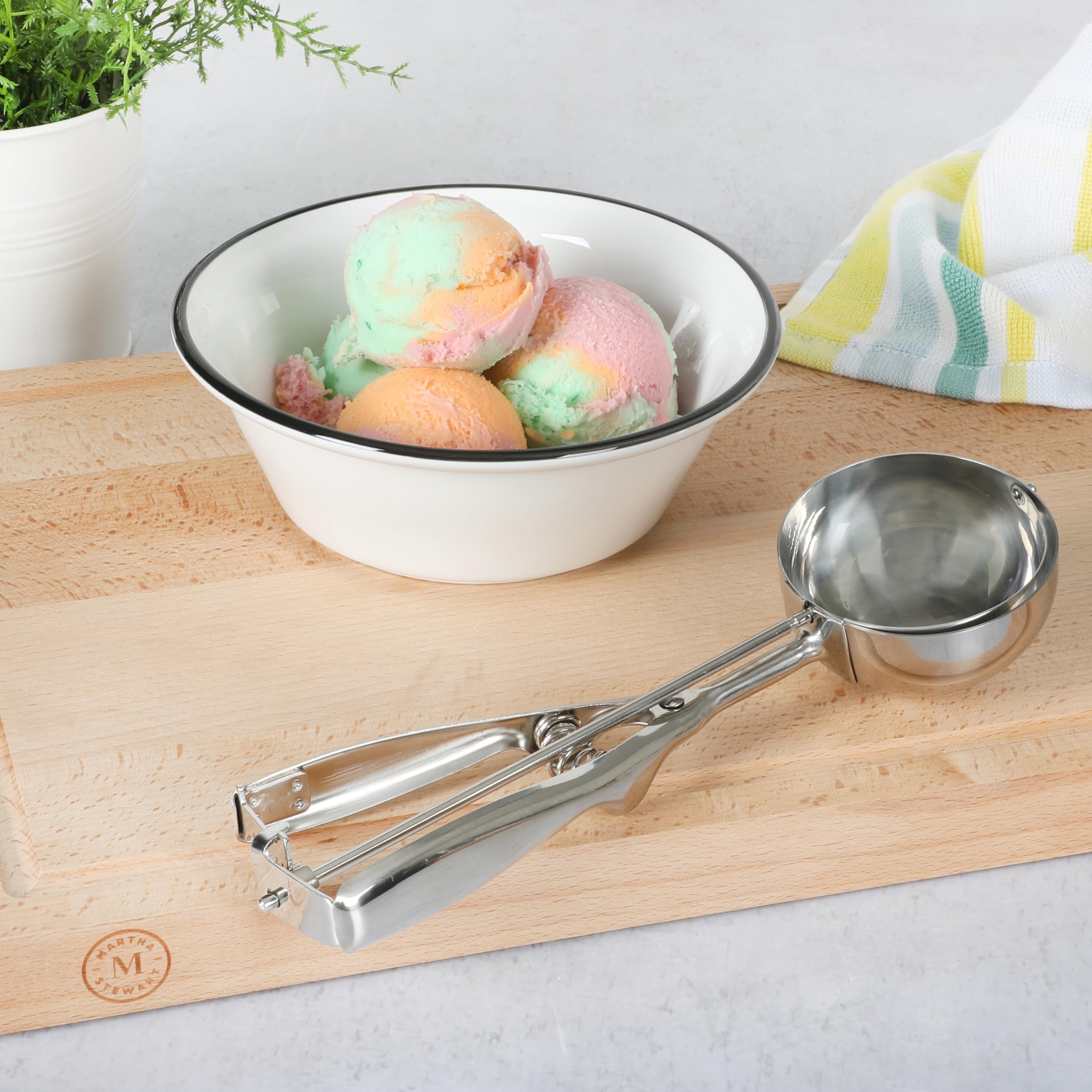 Martha Stewart Sprucedale Cuillère à glace en acier inoxydable 7,6 cm