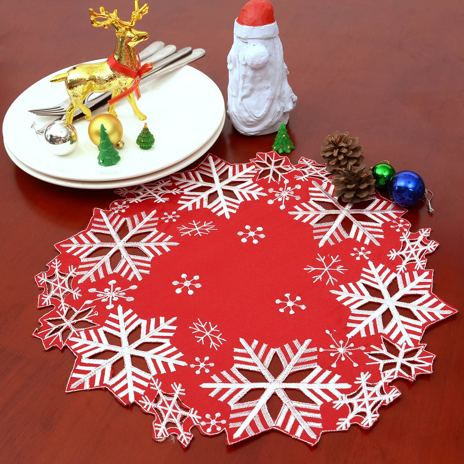 Simhomsen Set of 4 Embroidered Snowflakes Round Doily - Image 3
