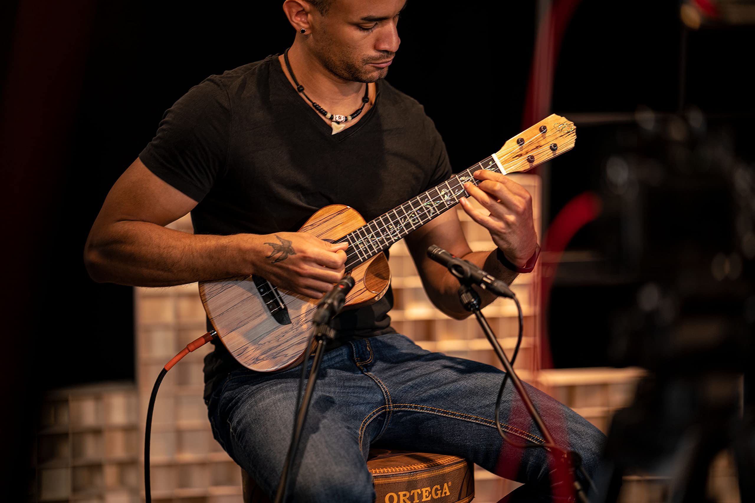 Ortega Guitars Ukulele Concerto Elettro-Acustico – Elite Series – Gig Bag Inclusa – Spalted Acero, Natural (RUET-SMA)