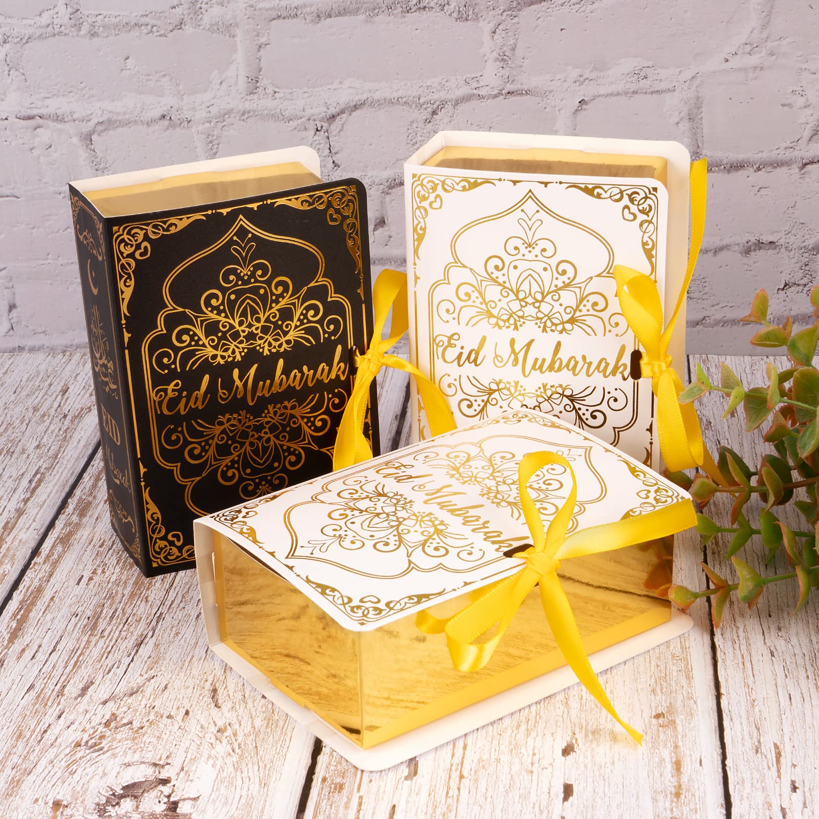 COLOFALLA 12pcs Eid Mubarak Gift Boxes Ramadan Small Party Favor Treat Sweet Goodie Boxes for Muslim Ramadan Supplies (White Black), 13*9*4.5cm